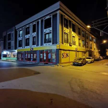 2ege Ueniversitesi Ve Hastanesine Cok Yakin Aileye Ve Firmaya Uygun Bornova