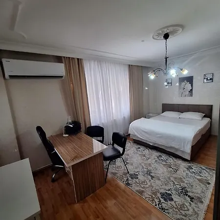 Apartmán 2ege Ueniversitesi Ve Hastanesine Cok Yakin Aileye Ve Firmaya Uygun *