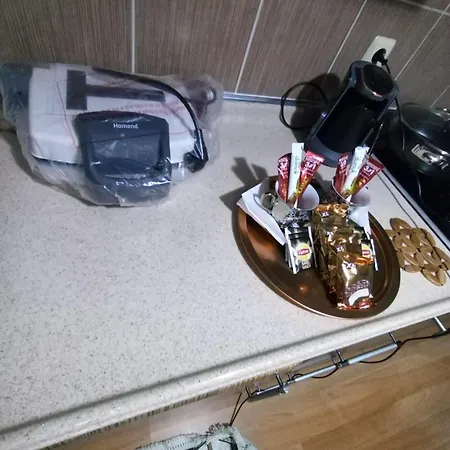 Appartamento 2ege Ueniversitesi Ve Hastanesine Cok Yakin Aileye Ve Firmaya Uygun Bornova