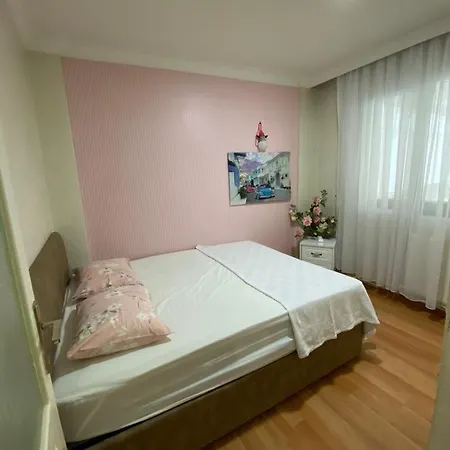 2ege Ueniversitesi Ve Hastanesine Cok Yakin Aileye Ve Firmaya Uygun Appartamento