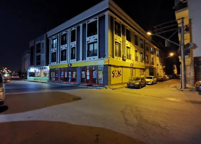 2ege Ueniversitesi Ve Hastanesine Cok Yakin Aileye Ve Firmaya Uygun Bornova